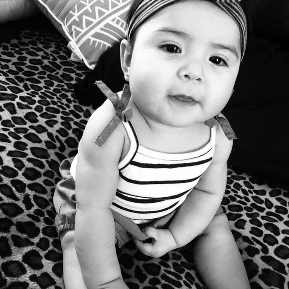 Meet your Posher, Edith - Picture 1 of 1